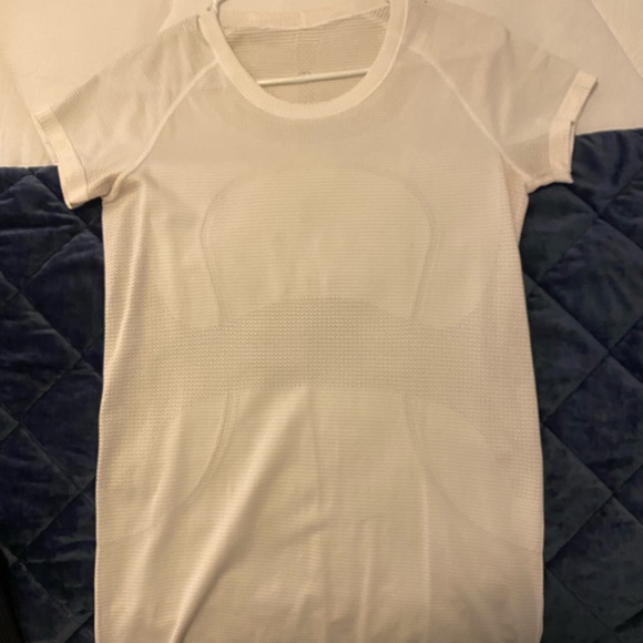 Lululemon white swiftly short sleeve top size 8 - Picture 1 of 2
